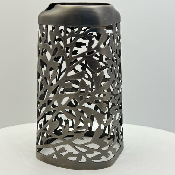 🦋$5 ~ Tarnished Silver Color ~ Hand Soap Cover ~ Bath & Body Works - Picture 2 of 5